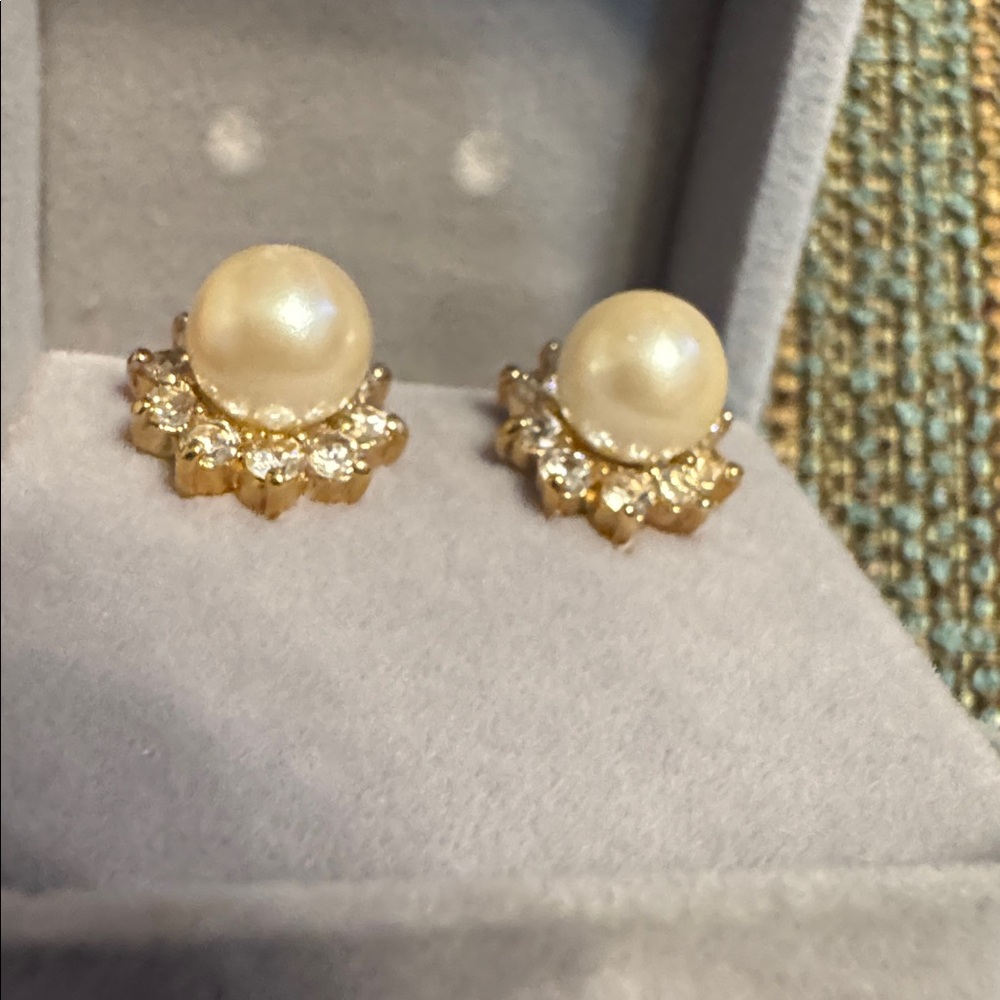 3104 Swarovski Crystal Elements Post Earrings - image 2